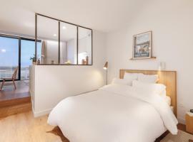 The Babel Community Hôtel - Grenoble Bastille, hotel v Grenoblu