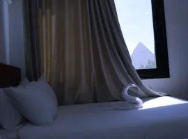 mass sphinx & pyramid stay