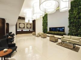 Movenpick Suriwongse Hotel Chiang Mai, hotel in Chiang Mai