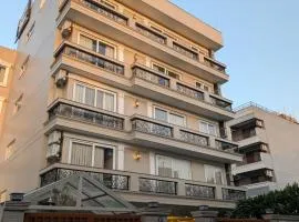 FlxHo Horizon One - Luxury Hotel Golf Course Road, Sector 43