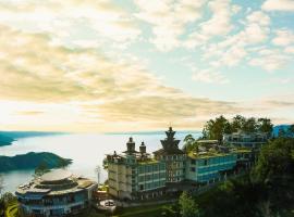 Taman Simalem Resort、Tonggingのホテル