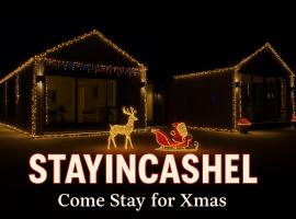 "Deerpark Villa - Sleeps 8, Views of The Rock & Cashel Palace Hotel", hotel en Cashel