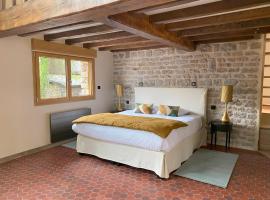 Logis hôtel & restaurant - Auberge de l'Abbaye, Hotel in Signy-lʼAbbaye