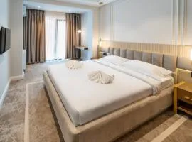 Royal Rooms by J'adore