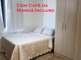 Flat Novo - Café, Cama Queen, Ar, Estac e Internet