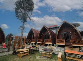 Omah Lumbung Nexura Escapes, hotel v destinaci Diyeng