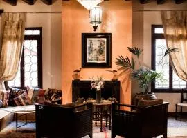 Novecento Boutique Hotel