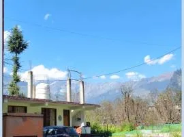 Hotel manali life