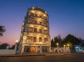 FabHotel New kolkata Residency Inn - Nr Axis Mall