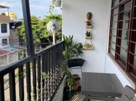 Bau 420 HOSTAL, hotel v destinaci Cali