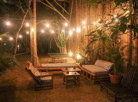 Hidden Hostel, hotel in Montañita