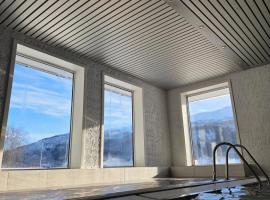 "Little Mountain Paradise" studio apartment at Oppheim Resort, Hotel in Vossevangen