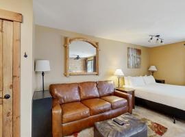 River Mountain Lodge #W101, hotel in Breckenridge