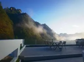 Zhangjiajie MUYE Designer Hotel