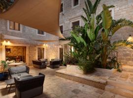 Central Heritage Hotel，位于斯普利特的酒店