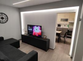 luxury apartment in the center of Livadia, Hotel in Livadia