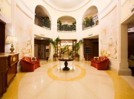 Palazzo Alabardieri, Hotel in Neapel