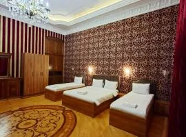 Hôtel Jeanne d'Arc Central