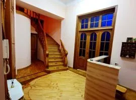 Hôtel Jeanne d'Arc Central