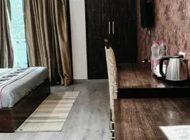 Hotel Amazone Residency Dlf Phase 3