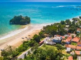 Mama's Weligama Surf Beach