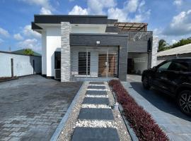 Cozy home North, hotel v destinaci Paramaribo