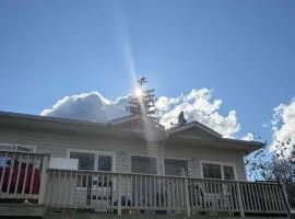 Johnsons Crossing Lodge