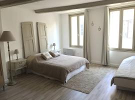 Foto di Hotel: Le Cocooning d Honfleur