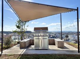 大洗の眺望抜群なコンテナハウス #本格BBQ #大型ガスグリル完備 #貸別荘 #一棟貸切 #カップルでも家族でもグループでも楽しめる宿 #大洗 #OURoom1st, hotel em Oarai