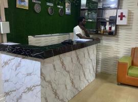 Westend Relaxation Place, hotel v destinaci Egbe