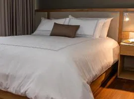 S22 Hotel & Suites