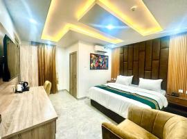 De Emerald Hotel & Apartments, hotel in Atan