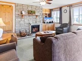 ML246 Spacious Condo Mtn And Lake Views Fireplace