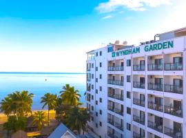 Wyndham Garden Wailoaloa Beach Fiji, hotel in Nadi