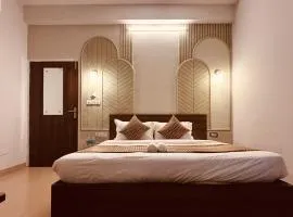 Majestic Heights Hotel