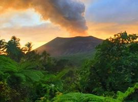 Volcano island paradise, hotel v destinaci Lénakel