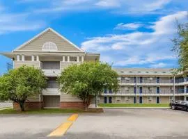 Birch Hill Suites - Lakeland