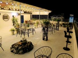 Retro Homestay Hạ Long, ξενοδοχείο σε Ha Long