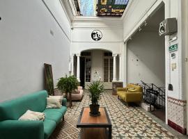 Hostel Bohemian, ξενοδοχείο σε Μοντεβιδέο