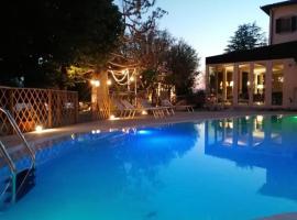 Wild Eagle Safari Resort, hotel in Udawalawe