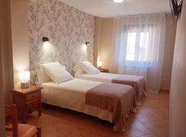 HOTEL RURAL ORQUIDEA, ξενοδοχείο σε Velilla del Río Carrión