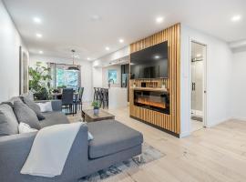 FREE PARKING PRIME LOCATION NEW MODERN CONDO, ξενοδοχείο σε Brossard