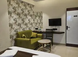 Lotus - कमल Excutive Maharashtra