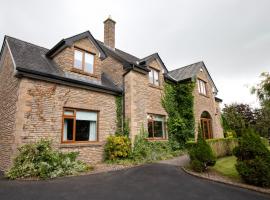 Drumbo Lodge Cavan, hotel in Cavan