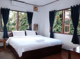 Sabaydee Guesthouse, hotel em Ban Houayxay