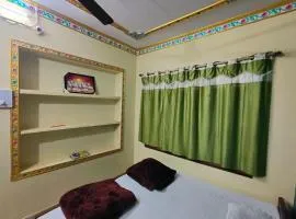 Hotel Shanti rest house - शांति विश्राम गृह Gaya