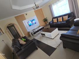 FAMILY CLICK HOMEs, hotel in Lilongwe