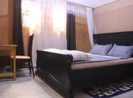 Lexus Guest House, Kasangati