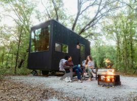 Postcard Cabins Brazos Valley, Outdoor Collection by Marriott Bonvoy, hotel v destinaci Navasota