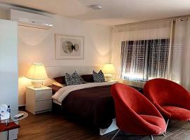 The Place, ξενοδοχείο σε Madaba